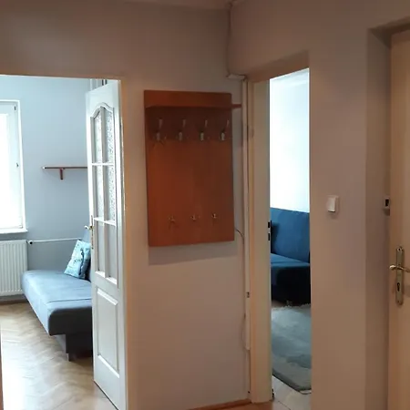 شقة 4-room-flat 63 M2 *
