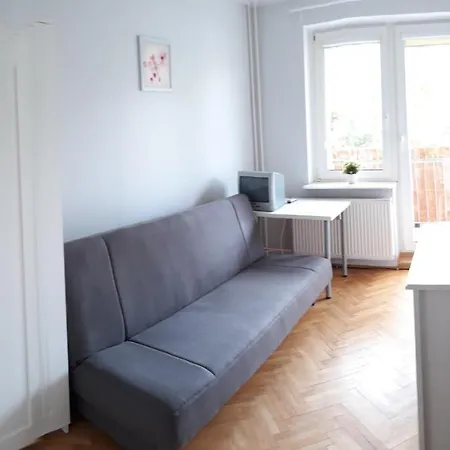 شقة 4-room-flat 63 M2 غدانسك