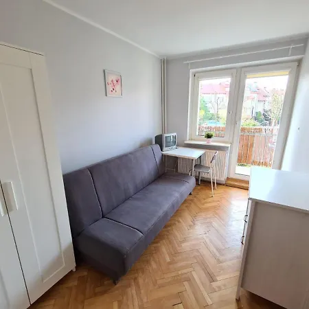 شقة 4-room-flat 63 M2 *